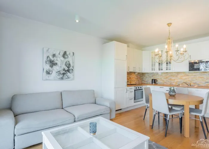 Апартаменти Horyzont -apartament Karl- Blisko Centrum Колобжег