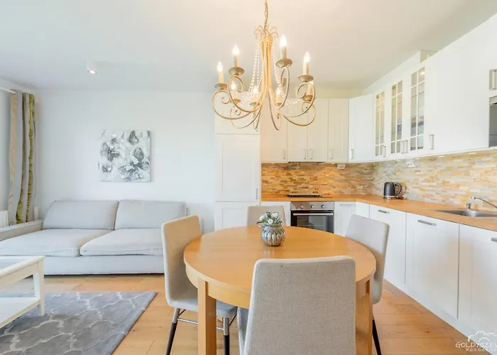 Апартаменти Horyzont -apartament Karl- Blisko Centrum Колобжег